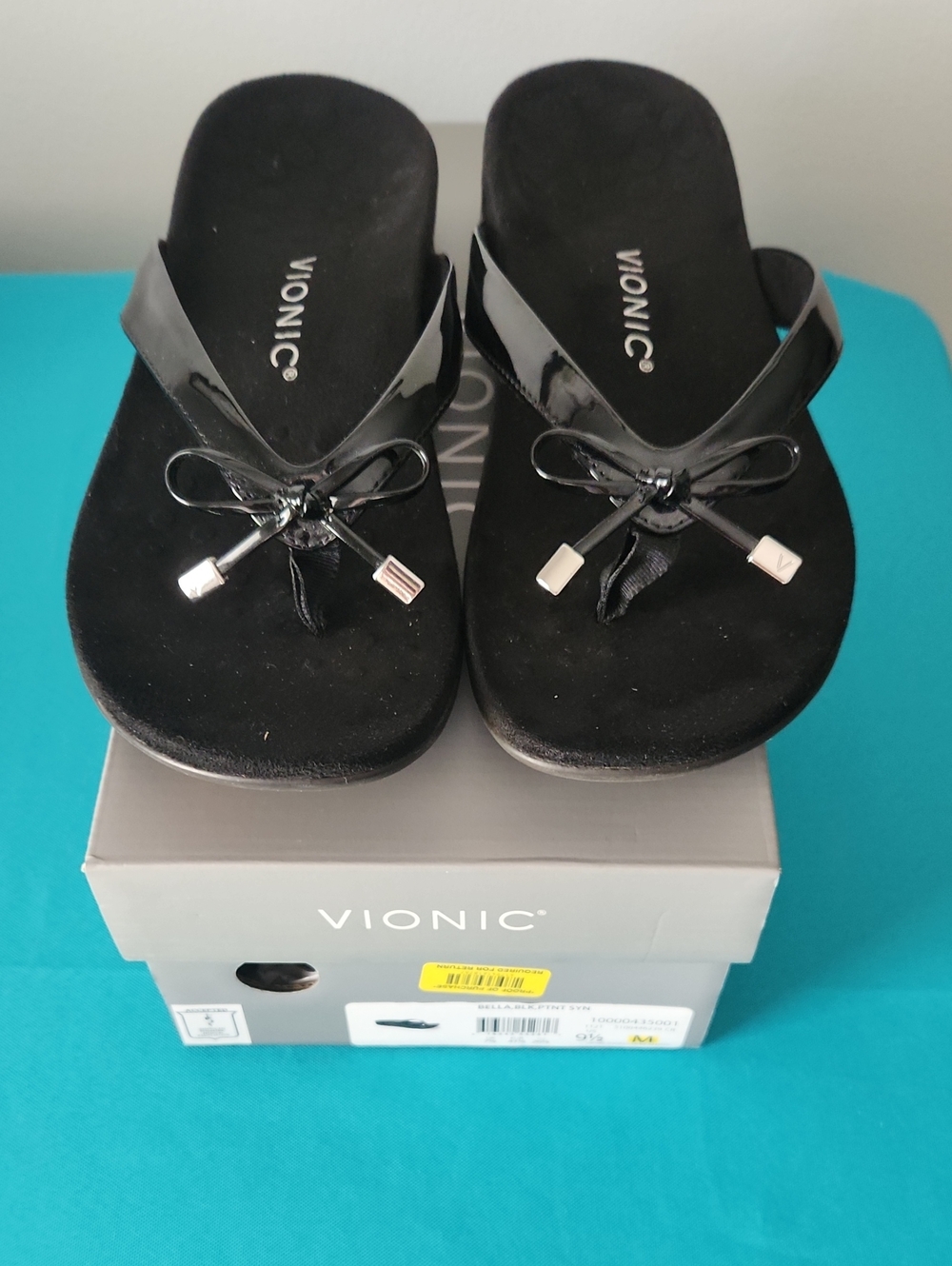 Vionic Black Womem's Sandals